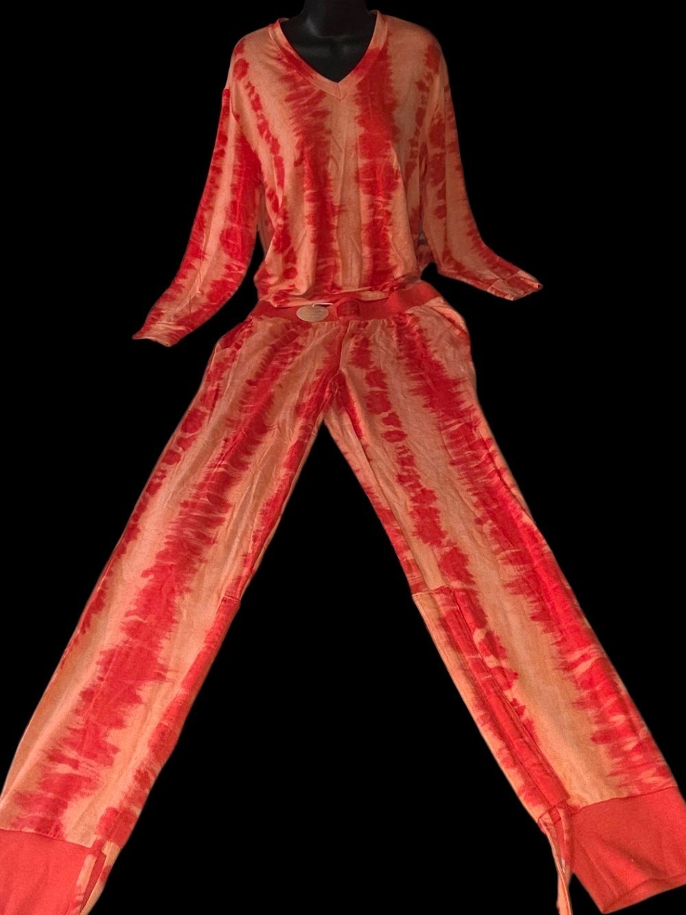 NWT Laila Ali Tie Dye 2-Piece Lounge Set - Size M (V-Neck Top & Joggers)
